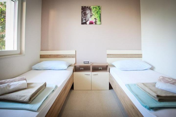 Apartments Kalaba - Dalma I Podaca Bagian luar foto