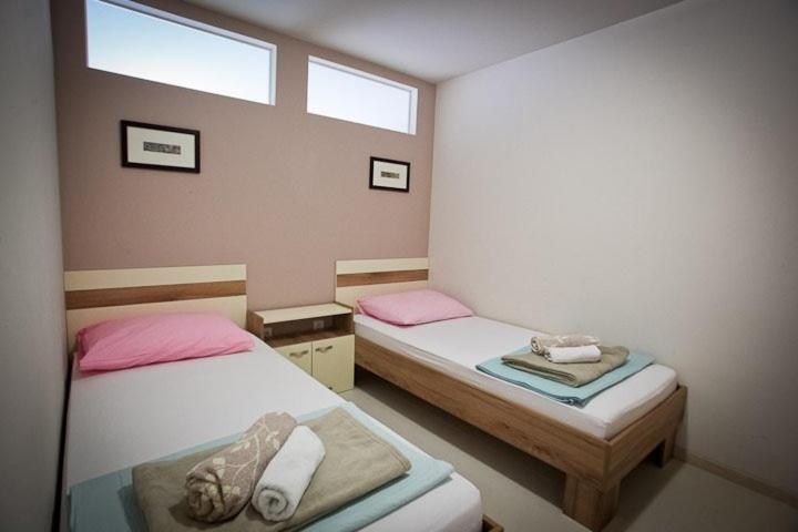 Apartments Kalaba - Dalma I Podaca Bagian luar foto